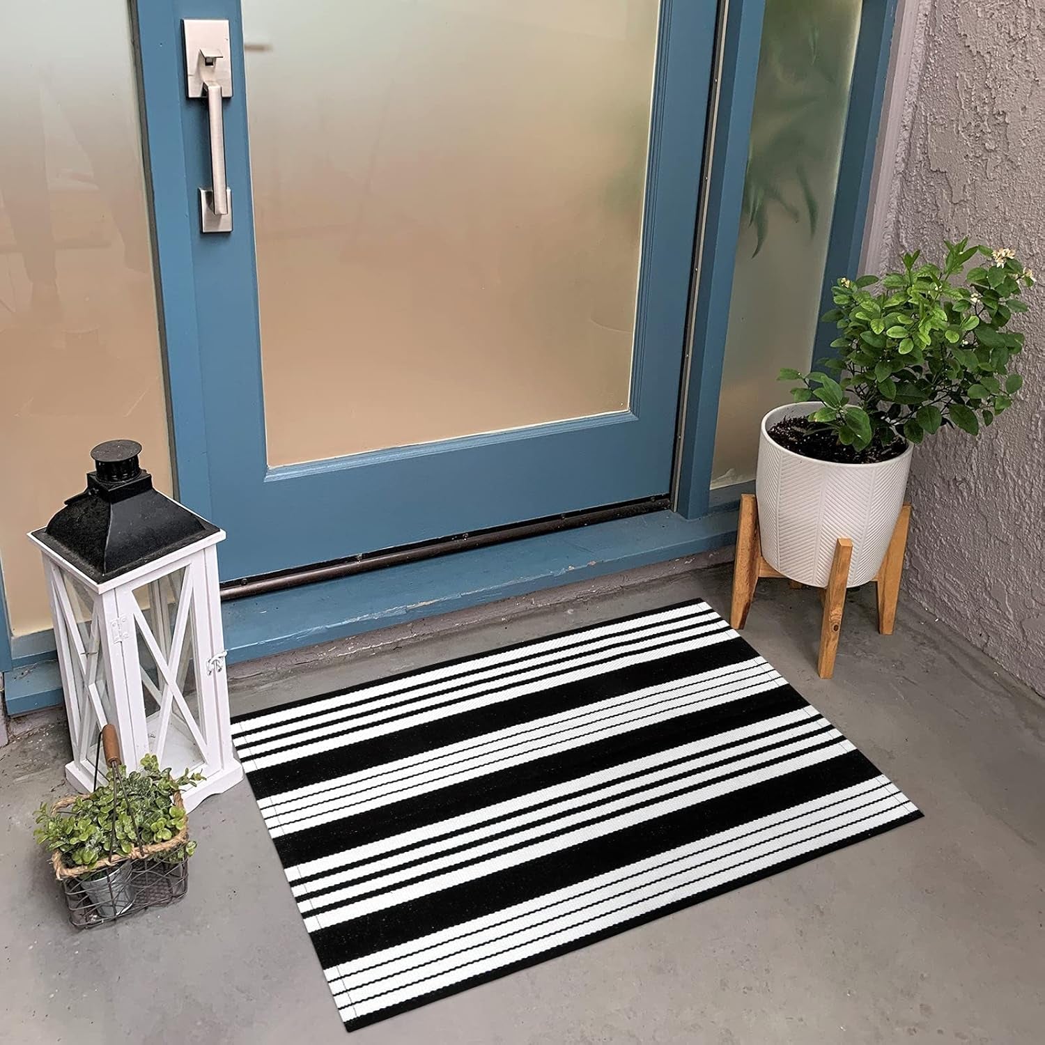 Fall Front Door Mat – Black & White Washable Handwoven Cotton Rug for Porch & Entryway
