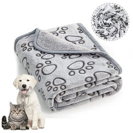 Soft Fluffy Pet Blanket – Cute Cartoon Pattern for Cats & Dogs