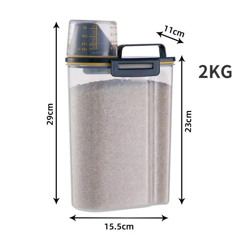 Pet Food Storage Container with Measuring Cup – Airtight Dog & Cat Food Pail (1.5kg / 2kg)