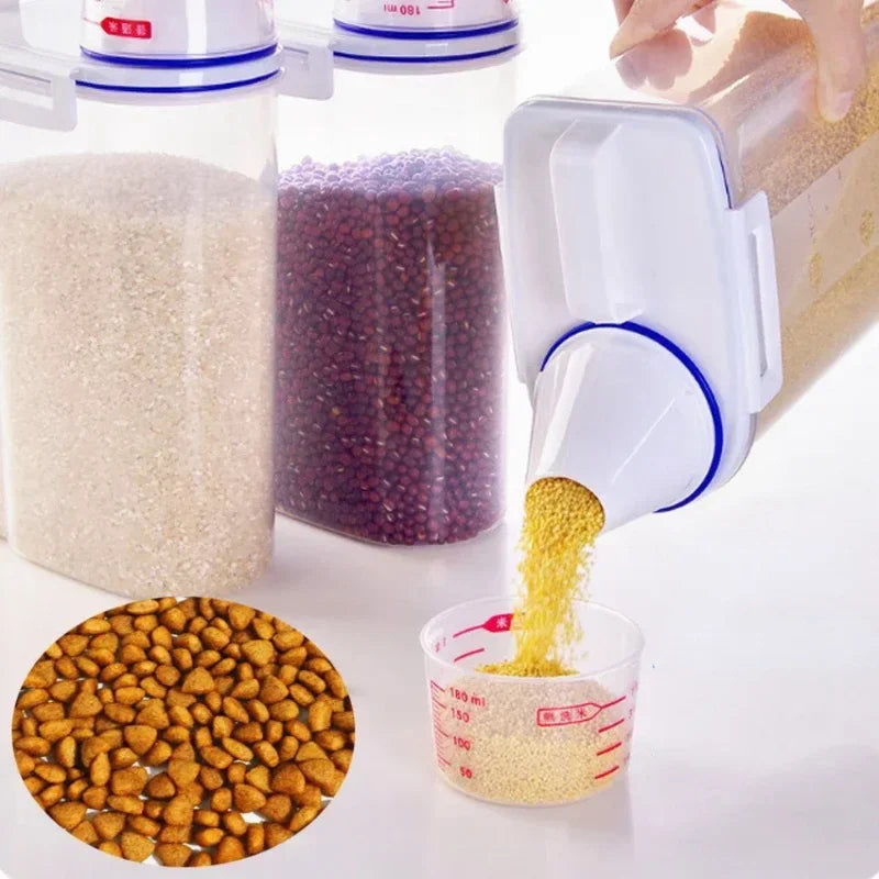 Pet Food Storage Container with Measuring Cup – Airtight Dog & Cat Food Pail (1.5kg / 2kg)