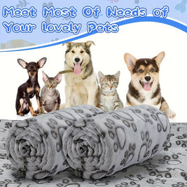Soft Fluffy Pet Blanket – Cute Cartoon Pattern for Cats & Dogs