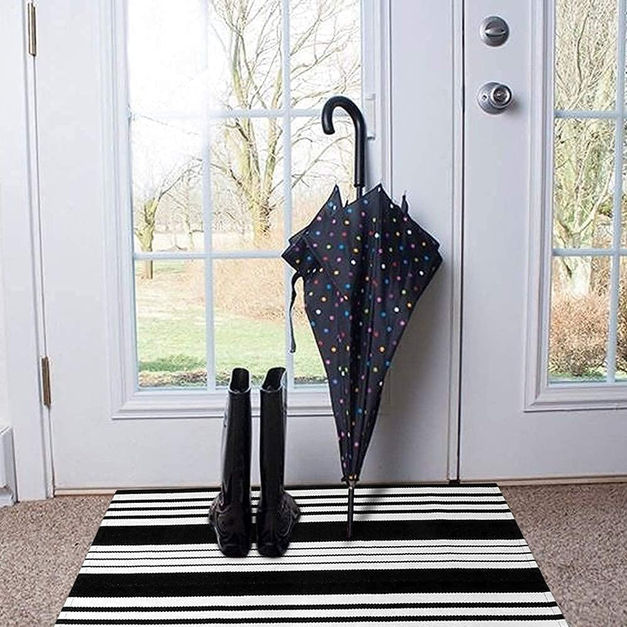 Fall Front Door Mat – Black & White Washable Handwoven Cotton Rug for Porch & Entryway